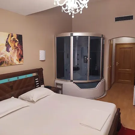 Ξενοδοχείο Hotel Green 4*