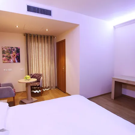 Hotell Hotel Green 4*