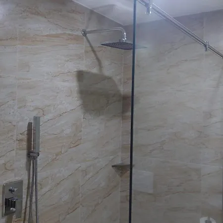 Hotel Green Hotell 4*