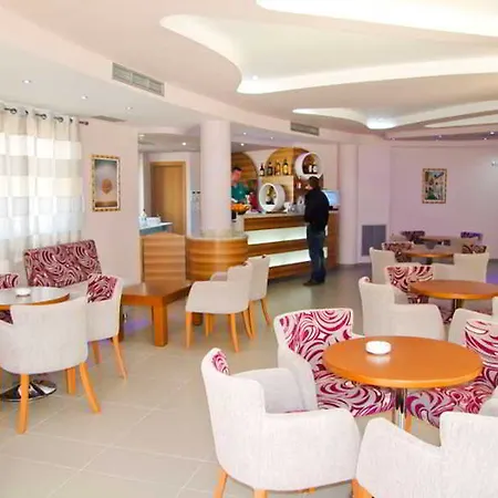 Hotel Green Hotell 4*